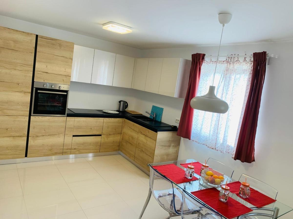 Apartman Marley Apartment Kostrena Exterior foto