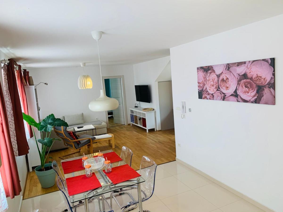Apartman Marley Apartment Kostrena Exterior foto