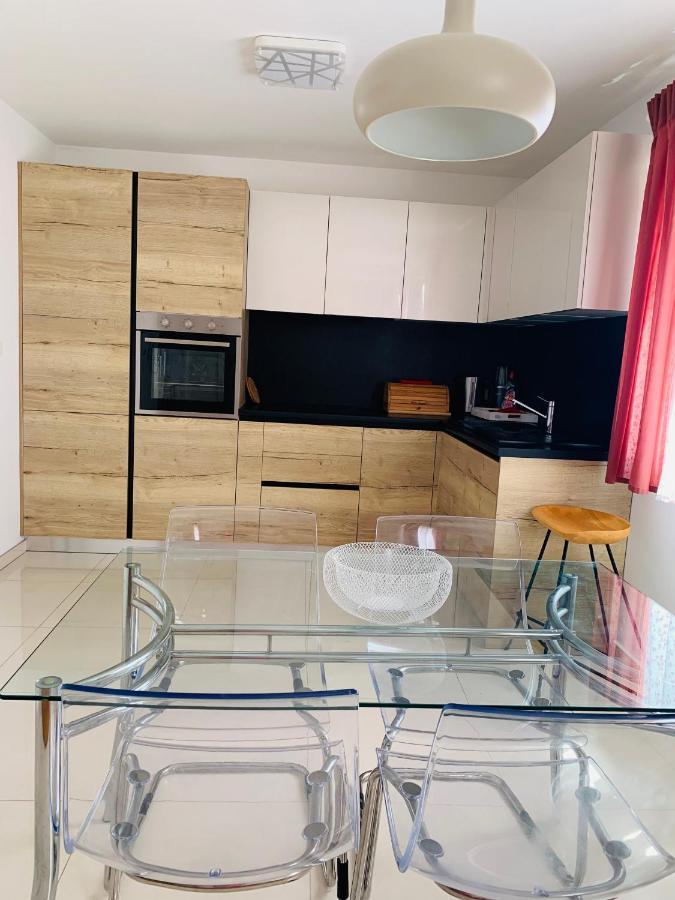 Apartman Marley Apartment Kostrena Exterior foto